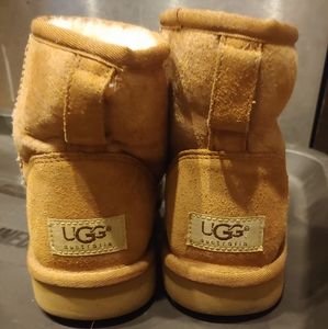 Uggs size 6